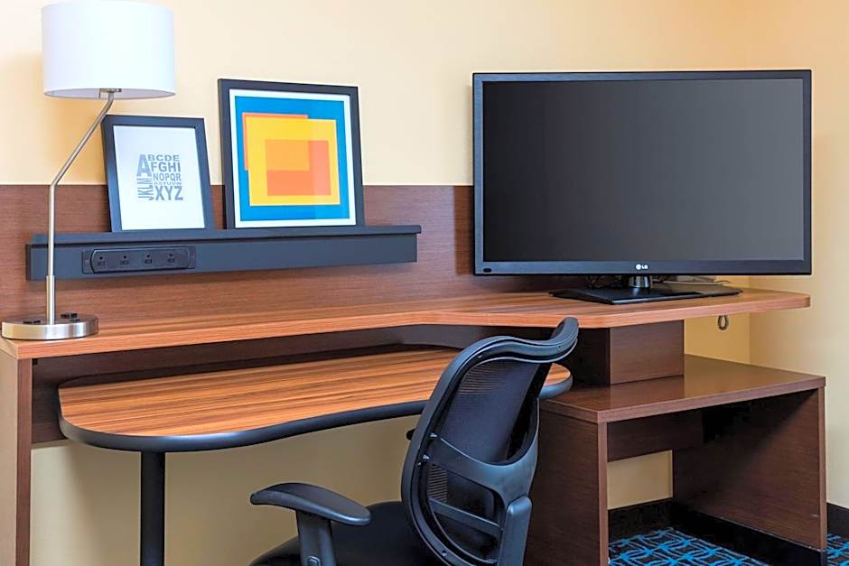 Fairfield Inn & Suites by Marriott Kansas City Lee's Summit