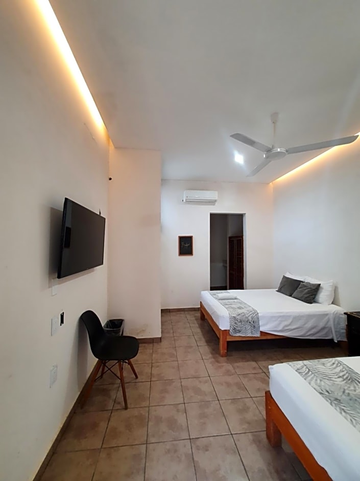 DuHotel