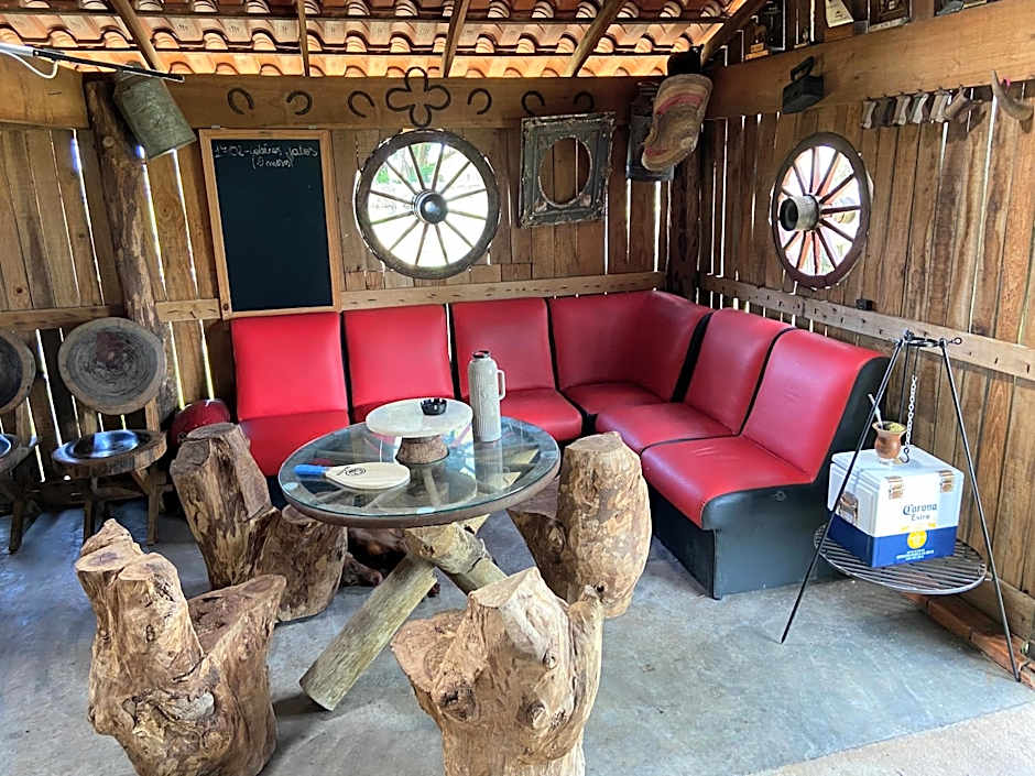 Haras Trevo de Ferro, Praia, Piscina e Campo