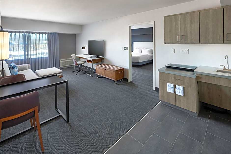 Courtyard by Marriott Shelton