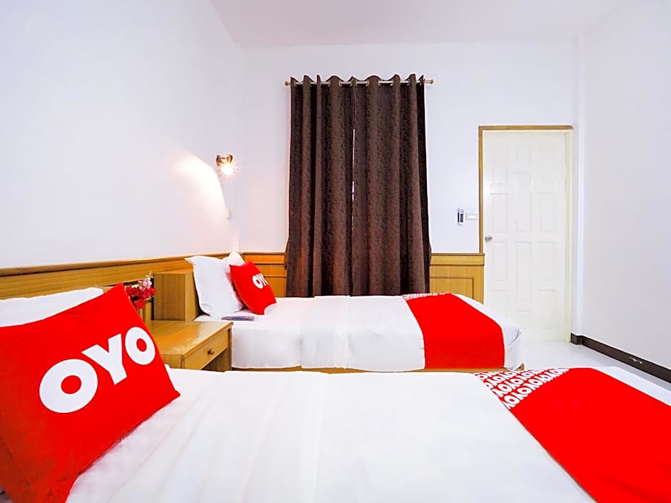OYO 592 Goldenville Villa