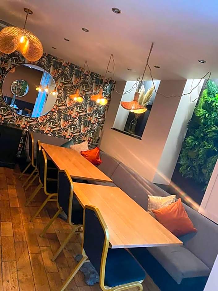 The Bear On The Square