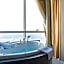 Pasaport Pier Hotel