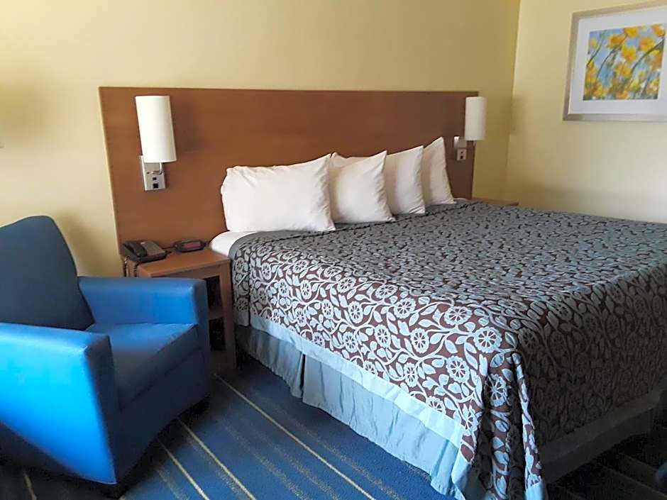 Days Inn by Wyndham Newark Wilmington