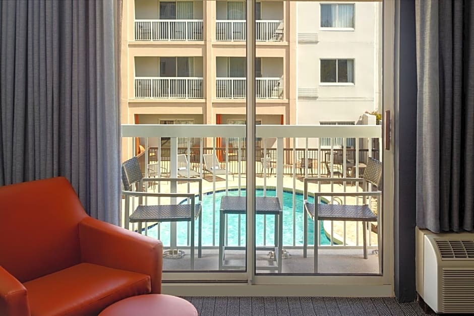 Courtyard by Marriott Myrtle Beach Broadway