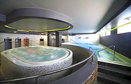 Apartahotel & Spa Jacetania