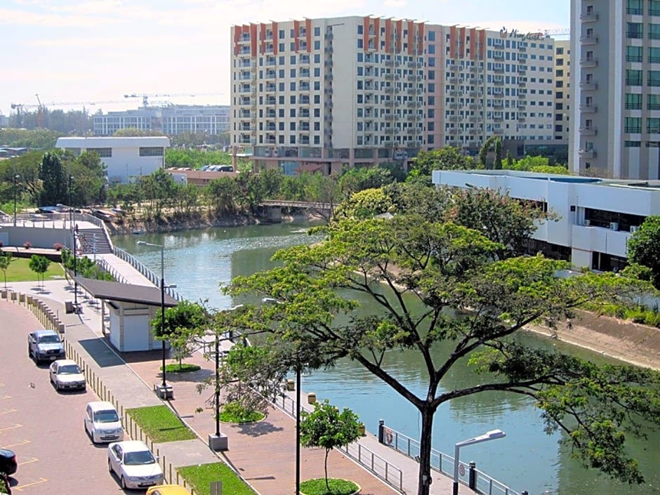 Oceania Hotel