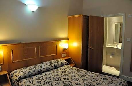 Double Room with Bathroom