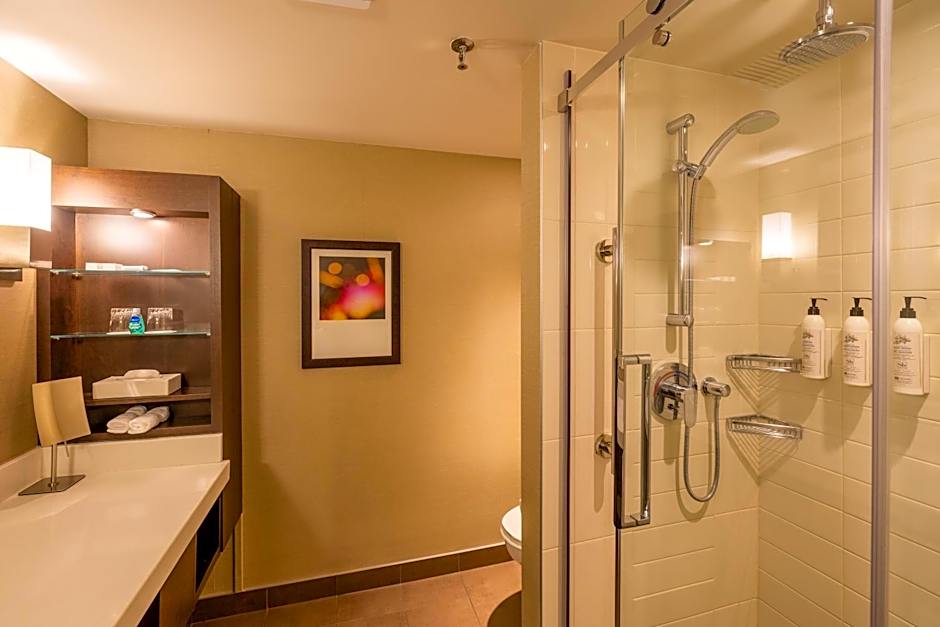 Delta Hotels Montreal
