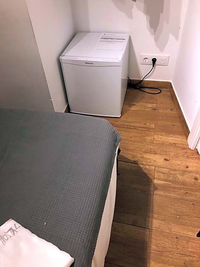 Hostal Ciempozuelos, cerca del Parque Warner y Madrid