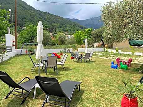 Harmony Studios & Apartments