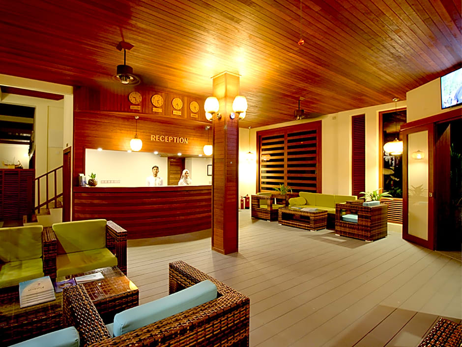 Araamu Hotels Maldives at Dhiffushi