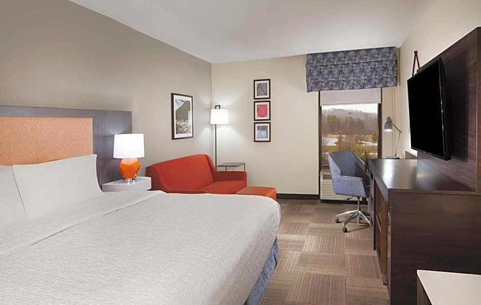 Hampton Inn By Hilton Charleston-Southridge