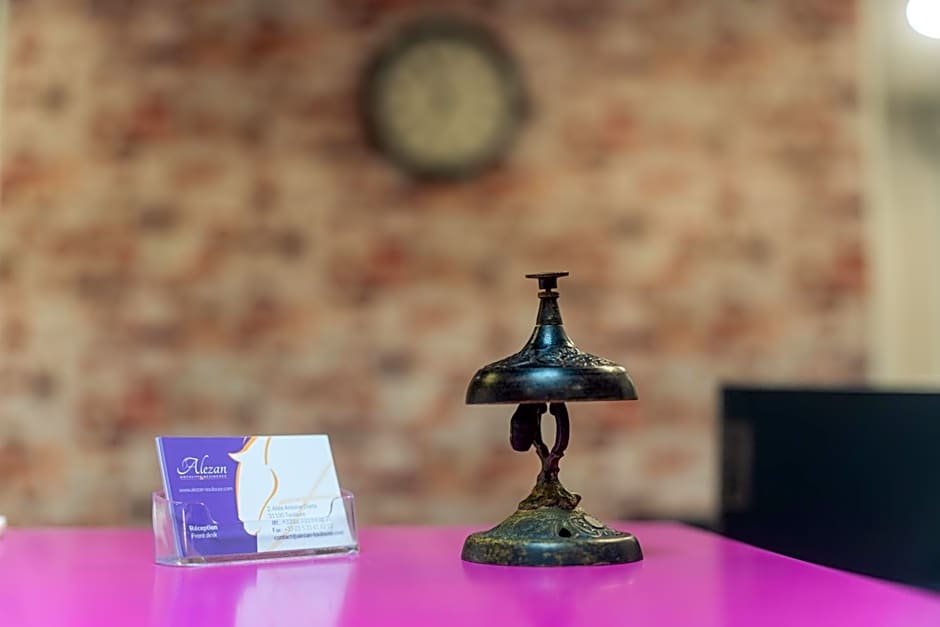 Alezan Hôtel & Résidence