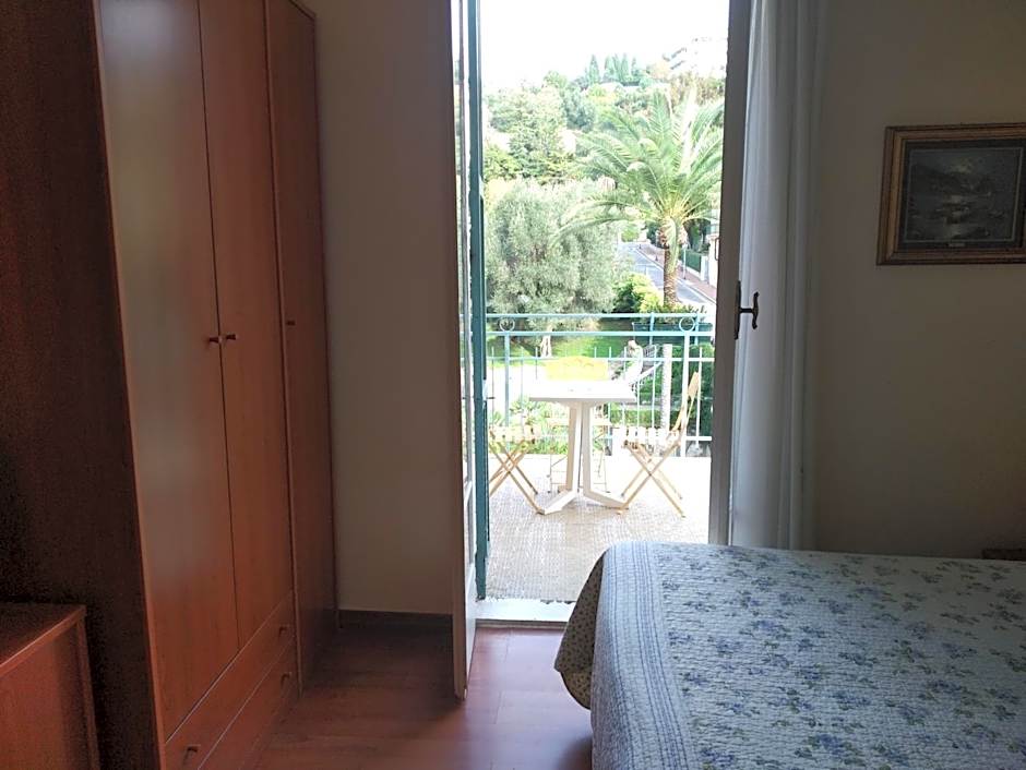 Photo 1 sur 3 de Terrace