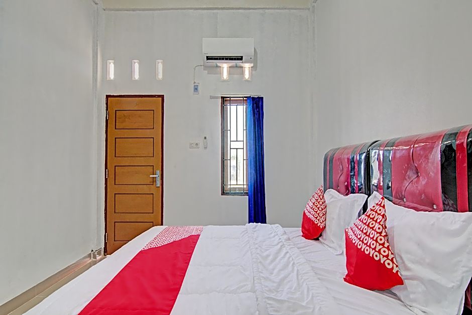 Hotel O Lestari Baru Syariah Near SMA Negeri 1 Salo