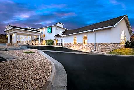 Quality Inn near Monument Health Rapid City Hospital