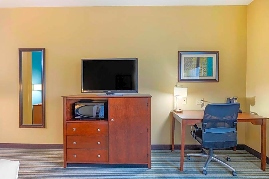 Best Western Plus Patterson Park Inn
