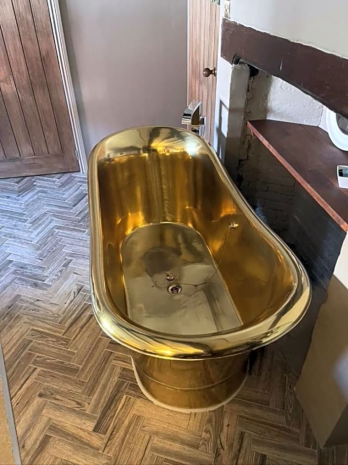 the kingsbury 7even 8ight