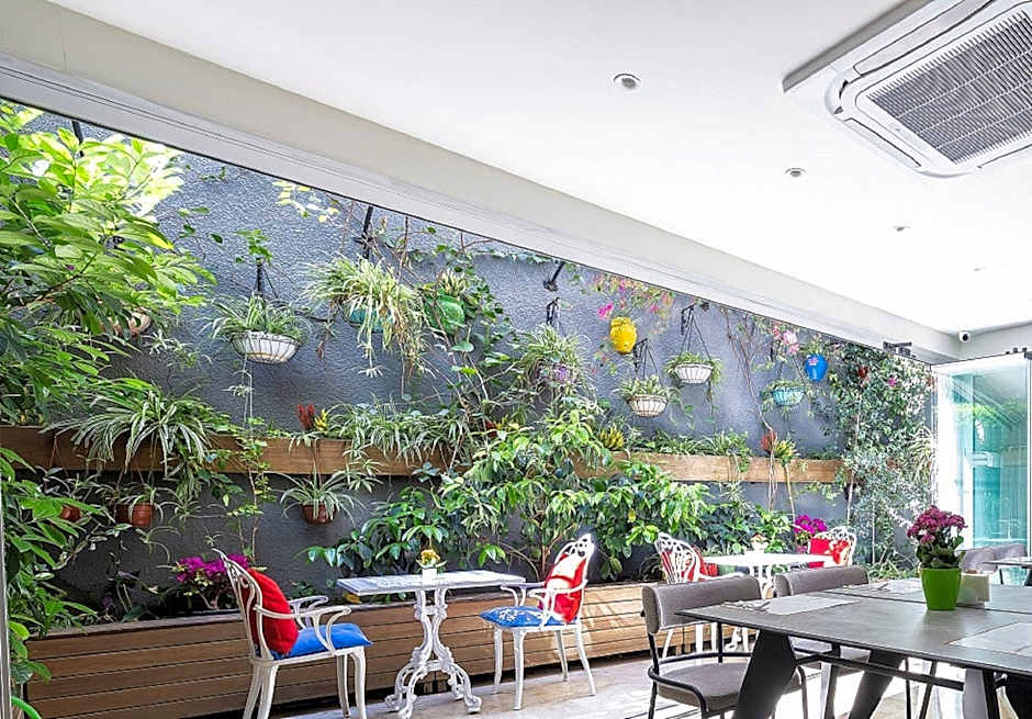 Hotel Beyond