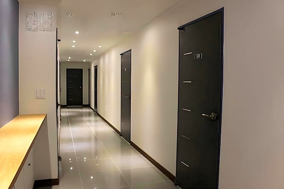Bexco Hostel B&B