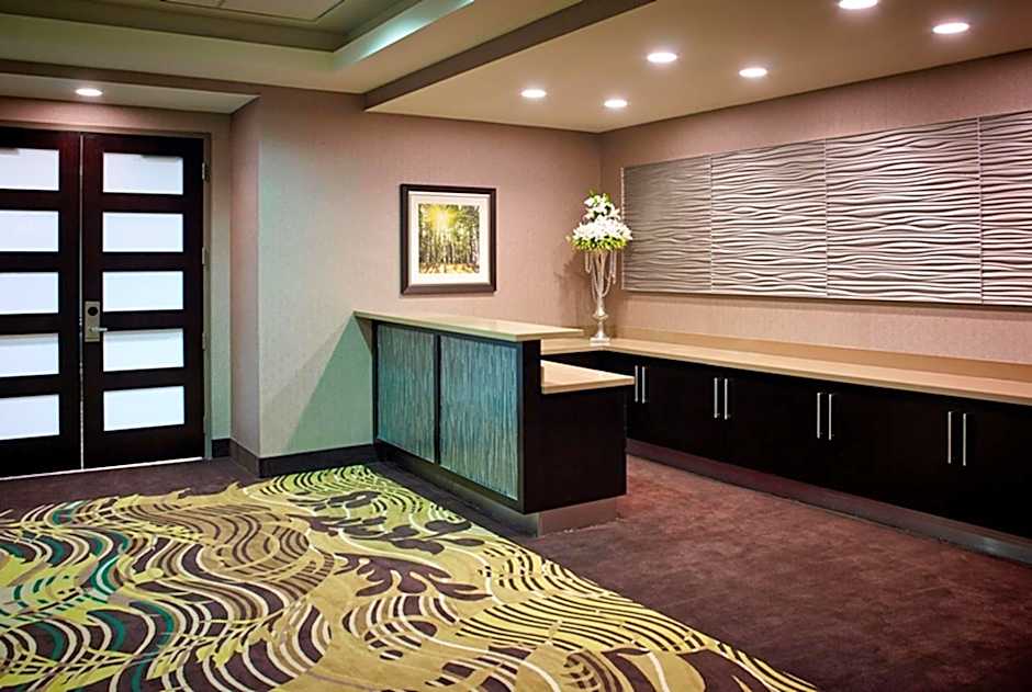 Homewood Suites By Hilton Hamilton, Ontario, Canada