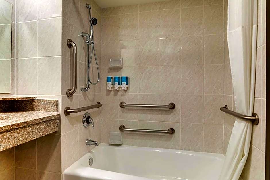 Drury Inn & Suites Columbus Northwest
