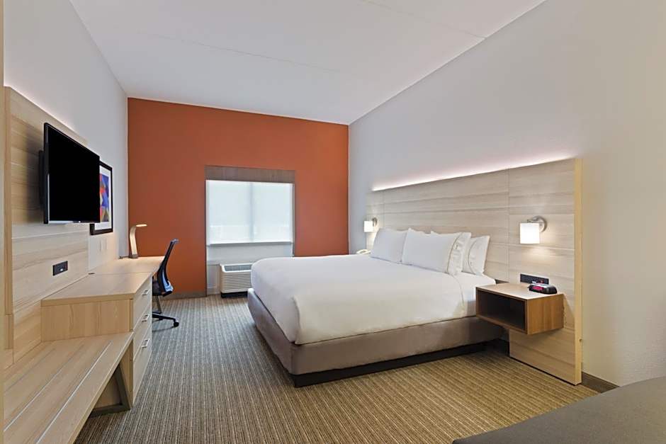 Photo 1 of 4 of Standard 1 King Bed