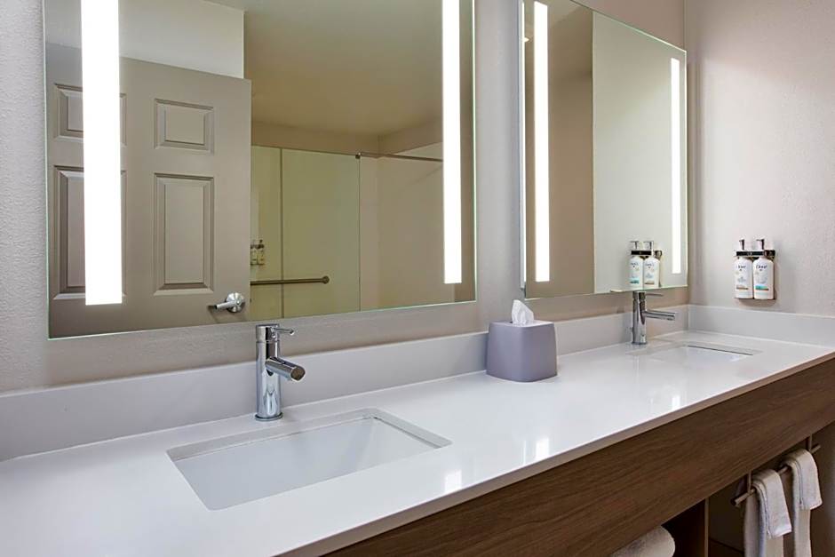 Holiday Inn Express Fremont By IHG
