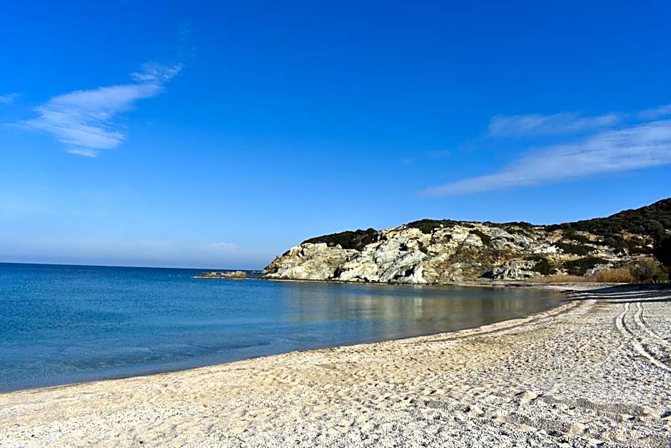 Heliopetra Sea View Studios