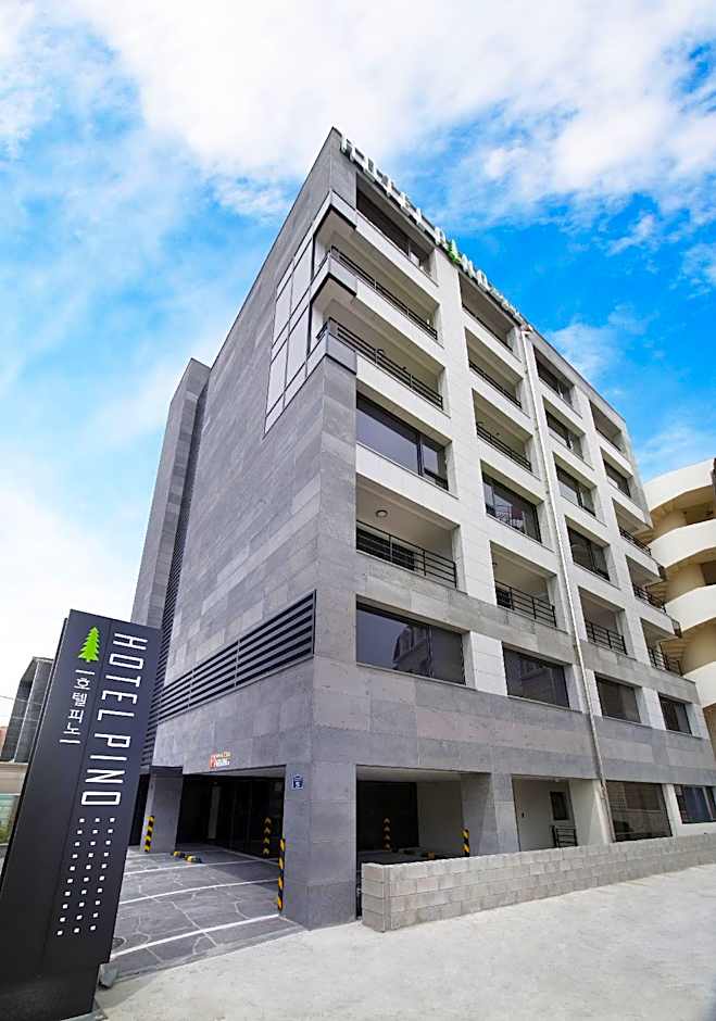 Pino Hotel