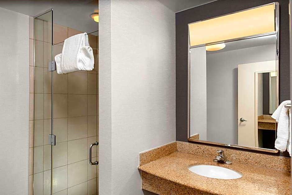 Courtyard by Marriott Pittsburgh Greensburg