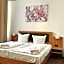 Hotel Adam