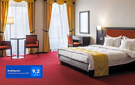 Suite with River View