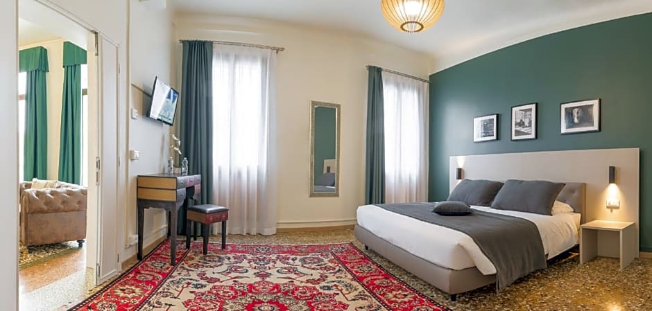 Grand Canal Suites