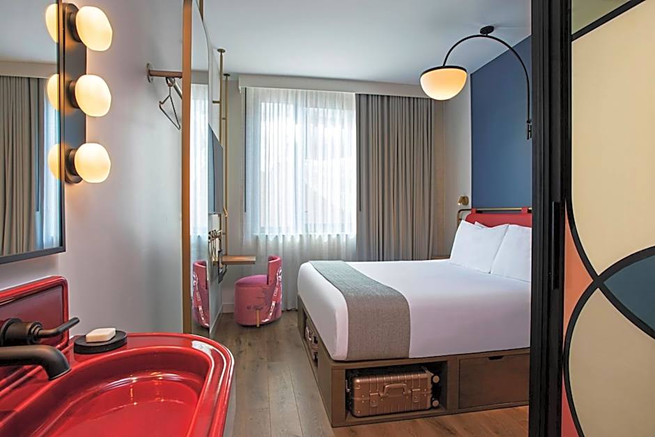 Moxy NYC Lower East Side