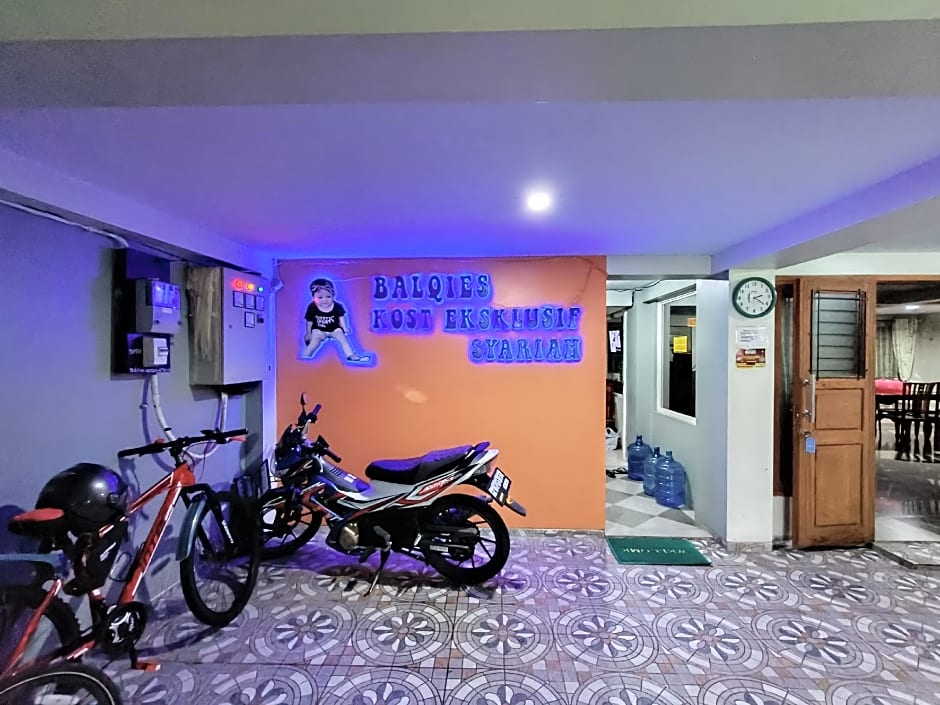 Balqies Homestay Syariah Makassar Mitra RedDoorz
