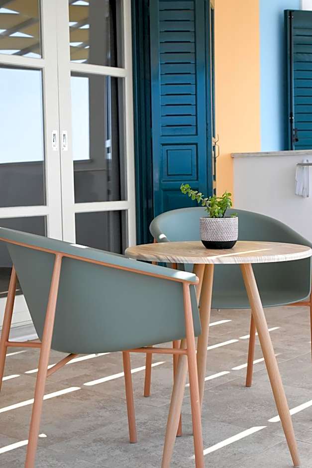 Elena Village Hotel & Suites