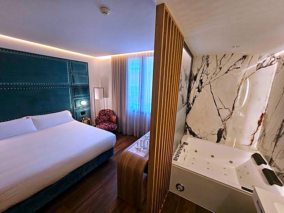 Hotel Las Tres Campanas