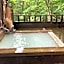 Shinyu Onsen Kurikomaso