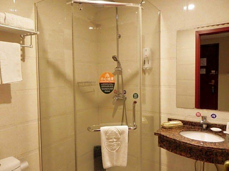 GreenTree Inn Jiangsu Wuxi Jiangyin Xinqiao Taixin Road Express Hotel