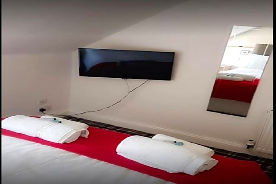 OYO Gothenburg Hotel - Adults Only