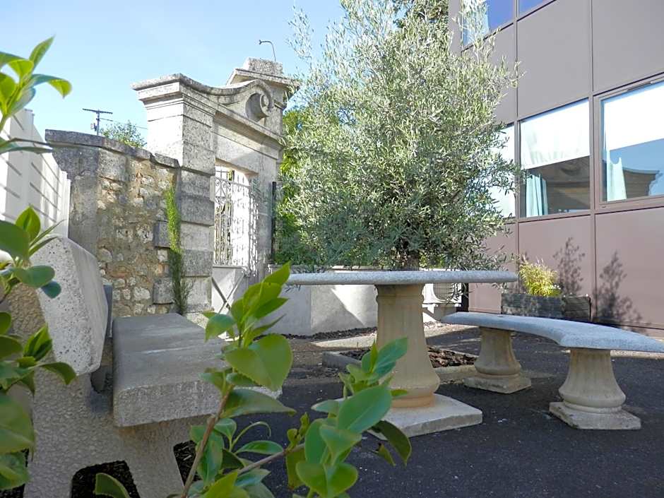 Appart-hotel Chanzy / Angouleme