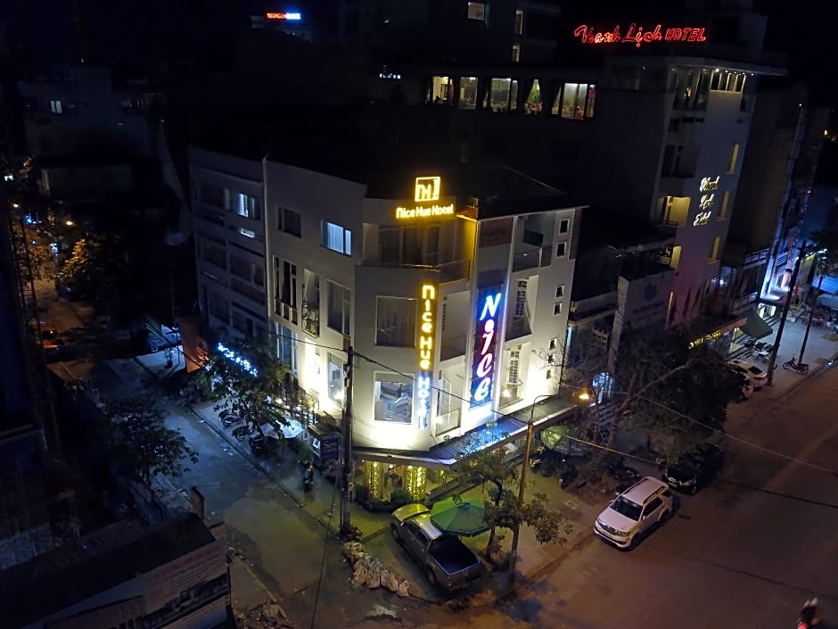 Nice Hue Hotel