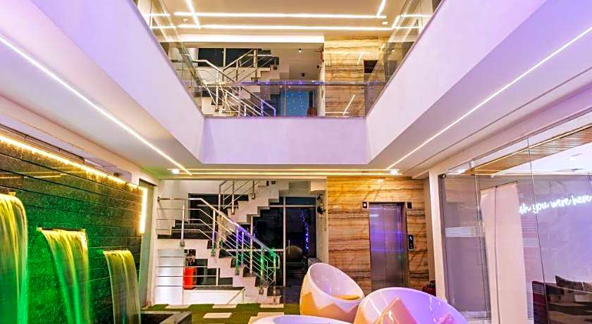 Vaabi Saabi Hotel – Gurgaon, NY