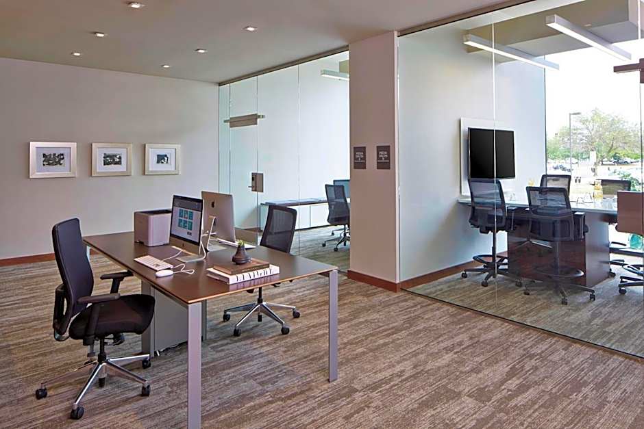 AC Hotel by Marriott Des Moines East Village