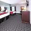 La Quinta Inn & Suites by Wyndham Decatur