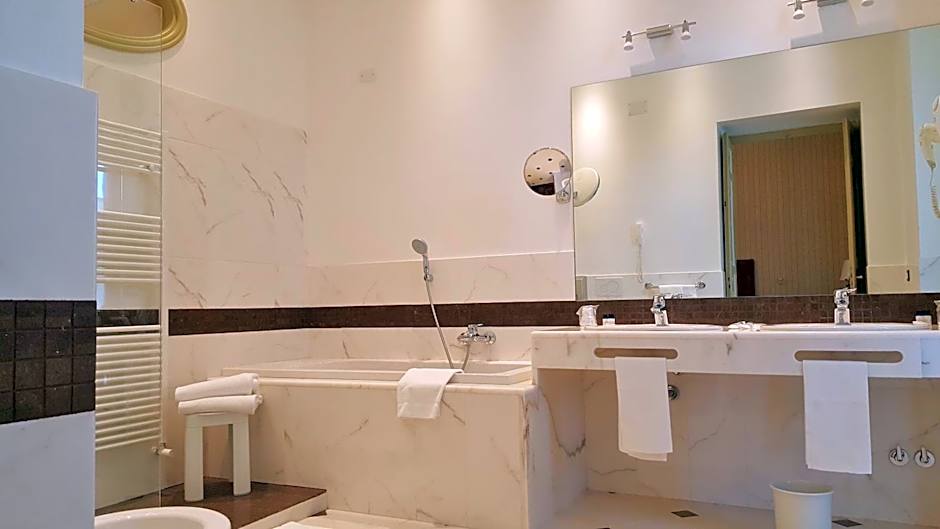 Hotel Roma e Rocca Cavour