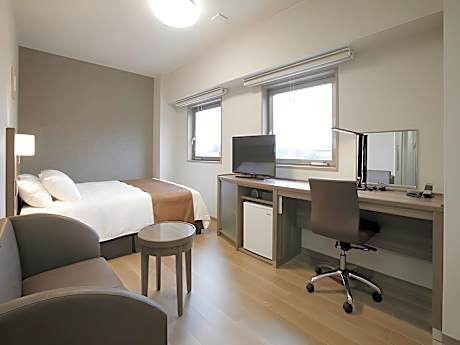 Universal Room - Non-Smoking