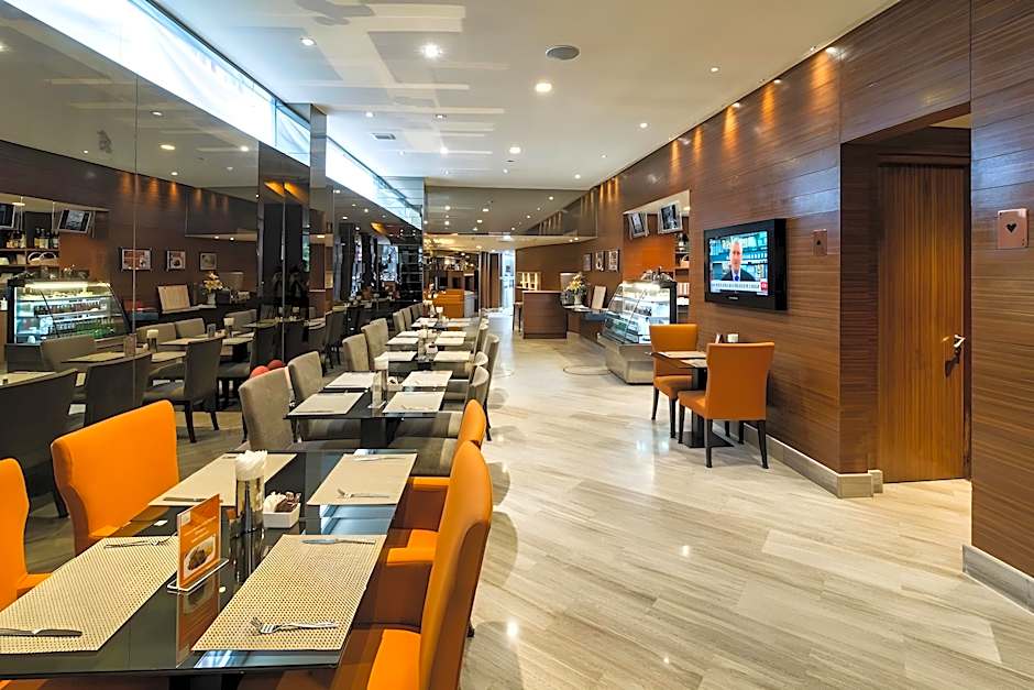 On 8 Sukhumvit Nana Bangkok by Compass Hospitality